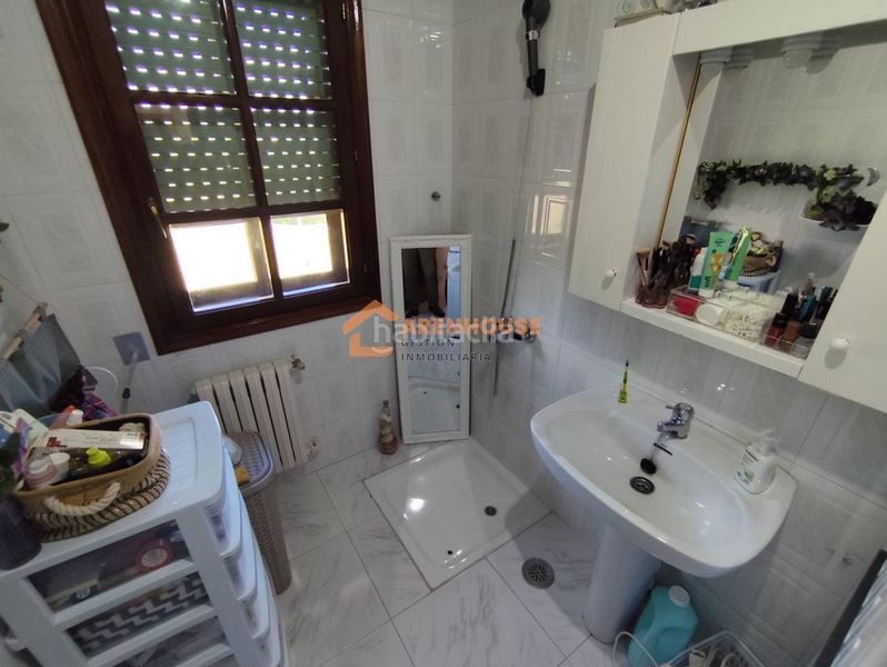 Foto 6916d628-2f7b-4ce2-a8e1-8c3cf5322dad. Chalet en Bande