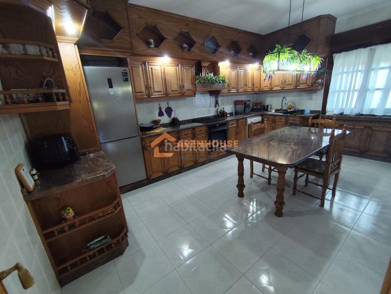 Foto 6ac03e96-eb45-4228-a3ae-3af2fc35c36c. Chalet en Bande