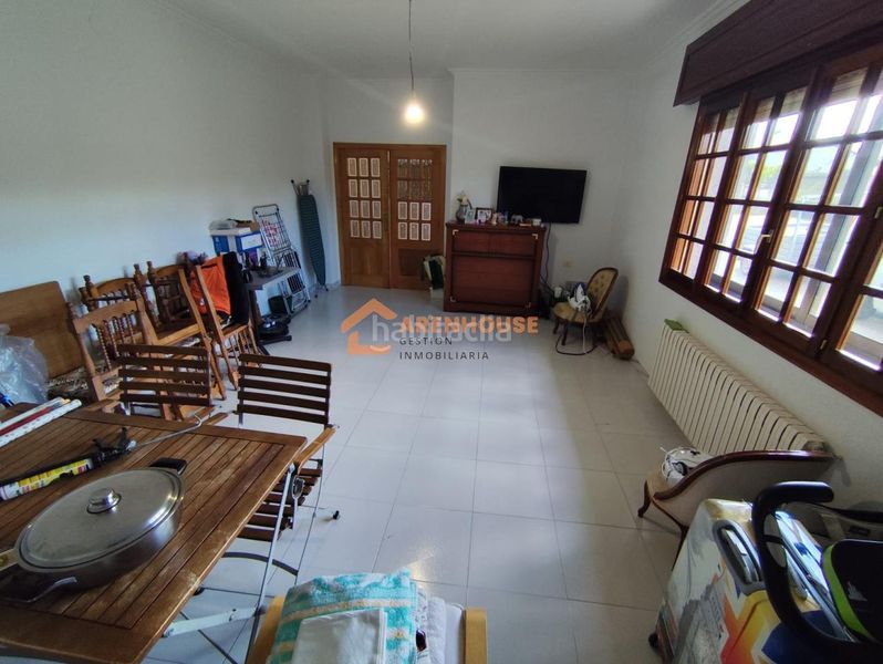 Foto 95bab740-8d01-4198-98f5-eb9fa7c2503e. Chalet en Bande