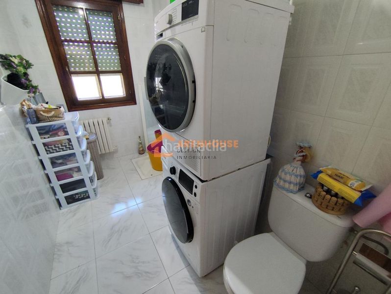 Foto c1f6b06a-39ba-4d95-977e-d0096d93c52f. Chalet en Bande