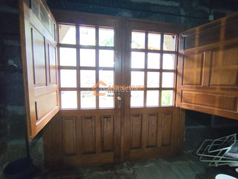 Foto 1fcb39a9-a9ab-49b1-9e5f-af0c1b6576c5. Casa amb calefacció aparcament a Carballiño (O)