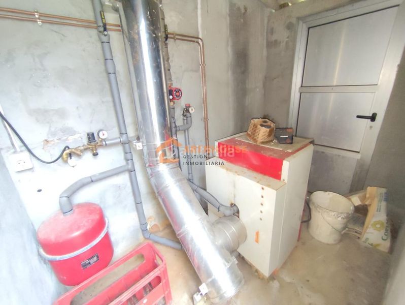 Foto 3a0c8571-817e-4448-83b0-292b1a232541. Casa amb calefacció aparcament a Carballiño (O)