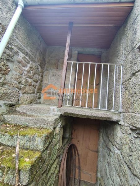 Foto 422ce425-b1dd-4171-8327-2a3bc17346da. Casa amb calefacció aparcament a Carballiño (O)