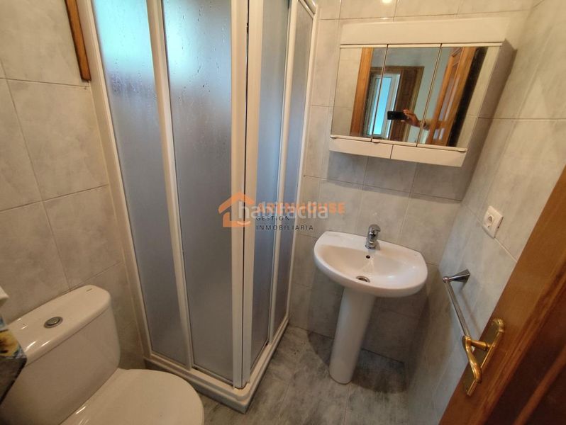Foto 5323a801-d323-4a1a-b4c8-f85cfccd7e24. Casa amb calefacció aparcament a Carballiño (O)