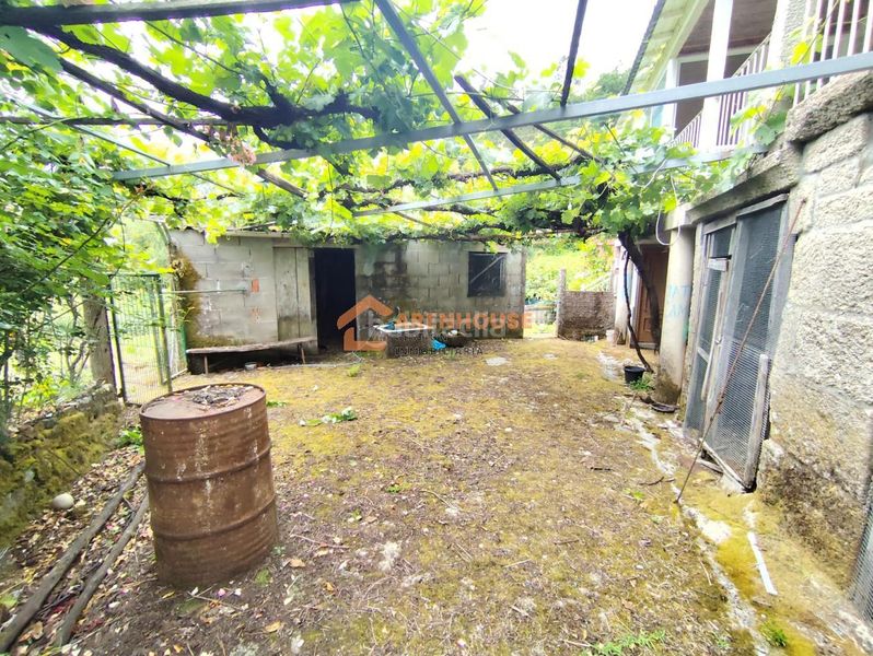 Foto 9b3d4a57-4634-4b34-9aea-a9c3a34f3ab8. Casa amb calefacció aparcament a Carballiño (O)