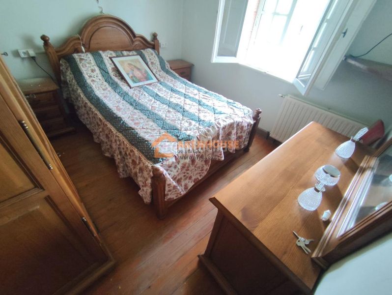 Foto ac7e3e2b-72ad-4333-97f2-8617787d1aef. Casa amb calefacció aparcament a Carballiño (O)