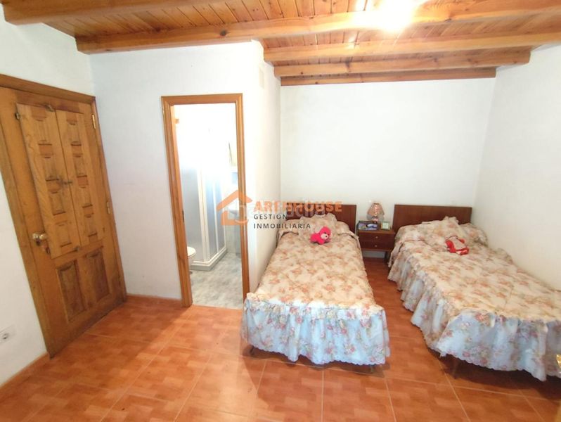 Foto dd3bec2c-708e-4950-bb1d-60d13182dfc4. Casa amb calefacció aparcament a Carballiño (O)