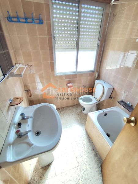 Foto b9bc2365-9495-4c3b-9c25-08b92af02c11. Casa amb calefacció aparcament a Sarreaus