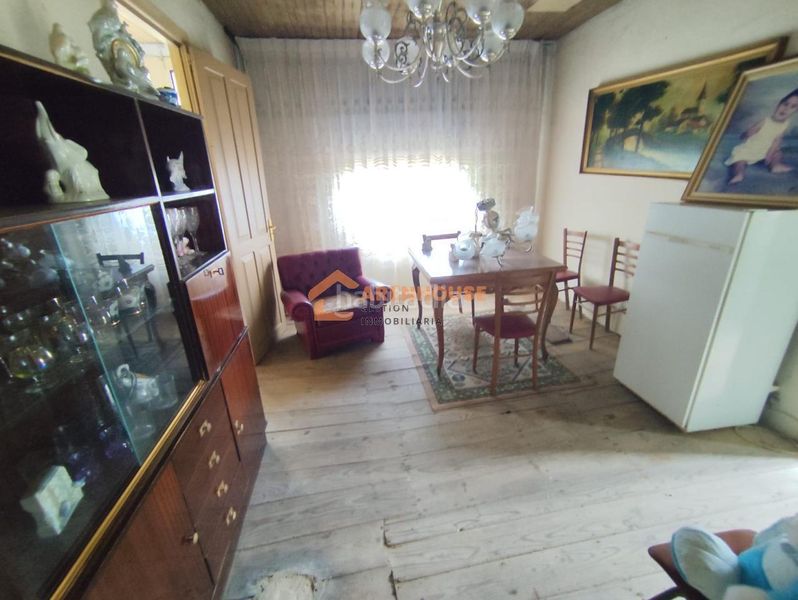 Foto cc19b2c2-bcc7-4843-bfaa-47931d20a115. Casa amb aparcament a San Amaro