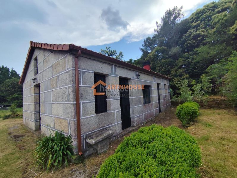 Foto eed9cf13-7b4a-4b37-9404-8ac419d3b317. Casa amb aparcament a San Amaro