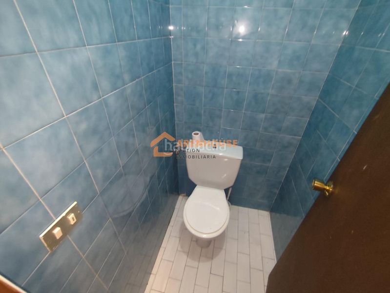 Foto 2c46a49b-92dc-4708-bfe7-f698a6959a29. Local comercial a Carballiño (O)