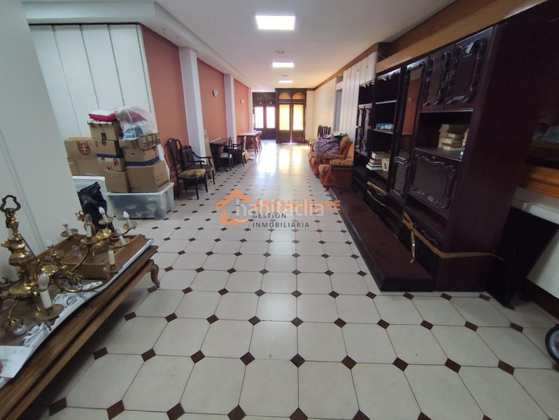 Foto 38b63259-b40d-4a17-b619-b6c839a05969. Local comercial a Carballiño (O)