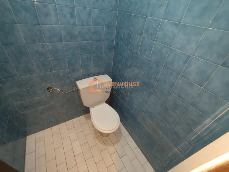 Foto 84895ee8-2888-462e-a051-25d8ed9a3274. Local comercial a Carballiño (O)
