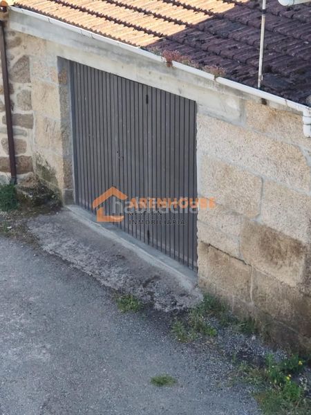 Foto 69abd6e0-2422-4e44-9b70-ffc3b7da7f60. Casa amb calefacció aparcament a Xunqueira de Ambía