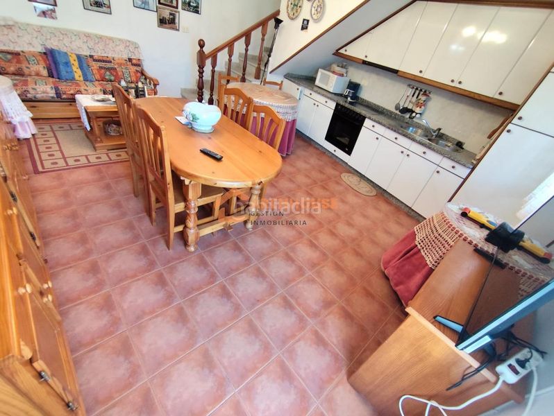 Foto be5f2269-afd1-4ffd-864d-99367c8de250. Casa amb calefacció aparcament a Xunqueira de Ambía