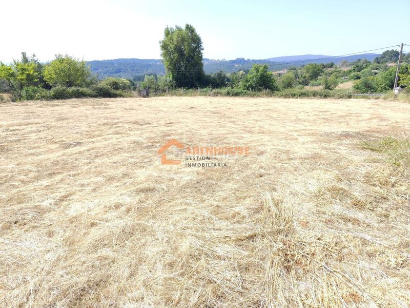 Foto 57e77942-7412-4eab-9ce7-67def93dcc91. Terreno residencial en Celanova