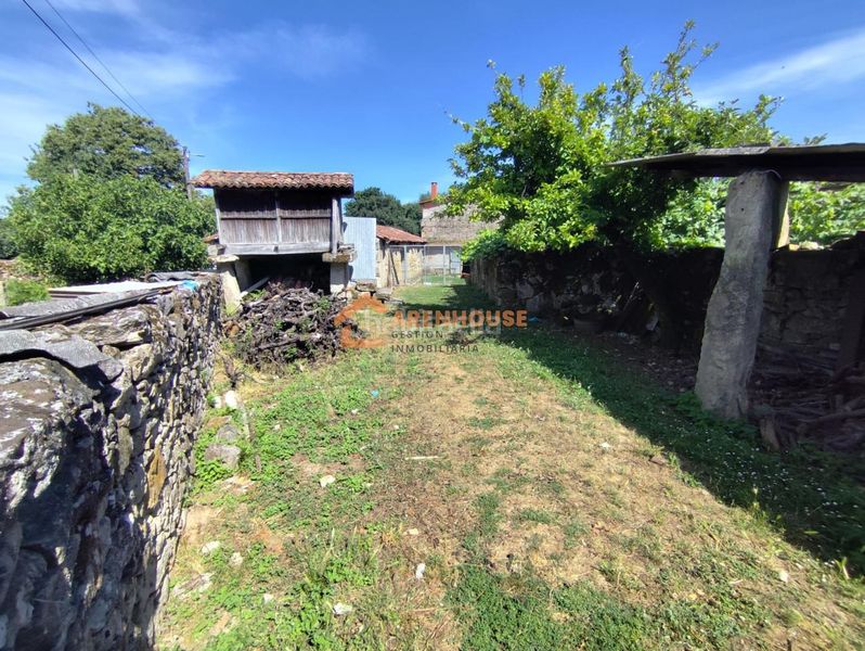Foto 02989637-df03-4599-99e0-8c9eda41d369. Casa en San Amaro