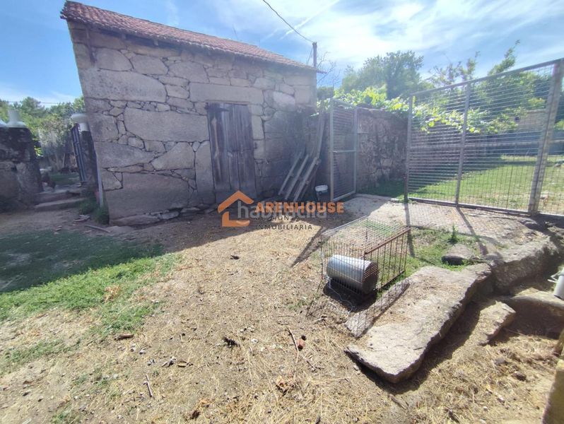 Foto d742bdef-2ae2-4fd1-9960-1f8a083cabac. Casa en San Amaro