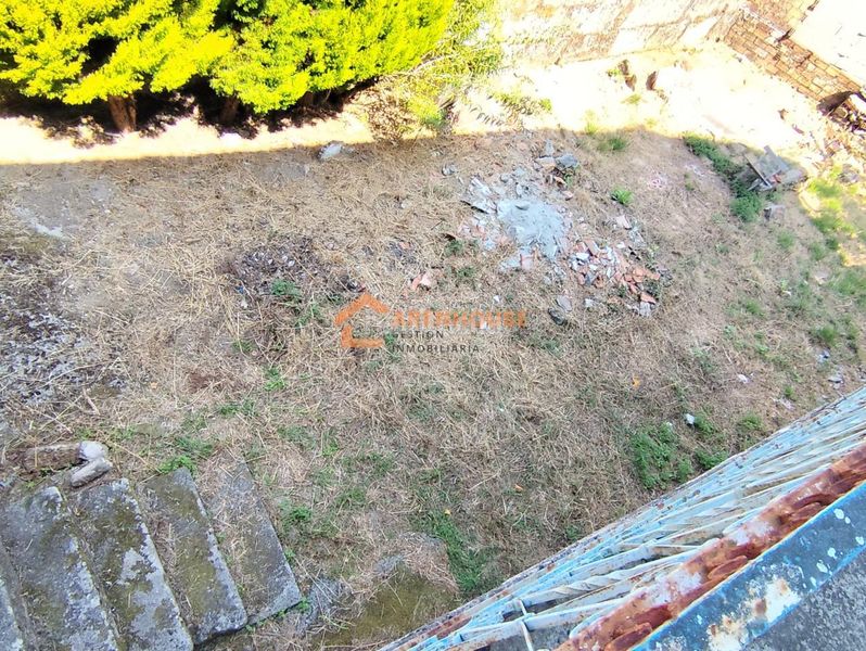 Foto 71c927be-cc79-4a1d-a20c-0be73c0a979e. Casa amb aparcament a Leiro