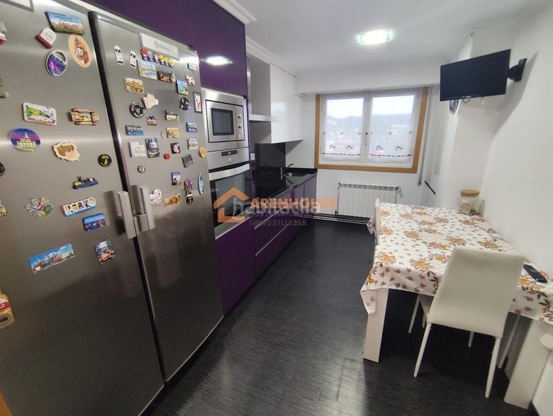 Foto b8e7081e-bfd1-48c8-9dfc-c3cb96fc4d7a. Piso en Mariñamansa Ourense