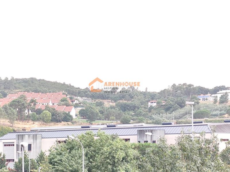 Foto e2d0d53f-a7be-4988-94c9-9fa46114fce0. Piso en Mariñamansa Ourense