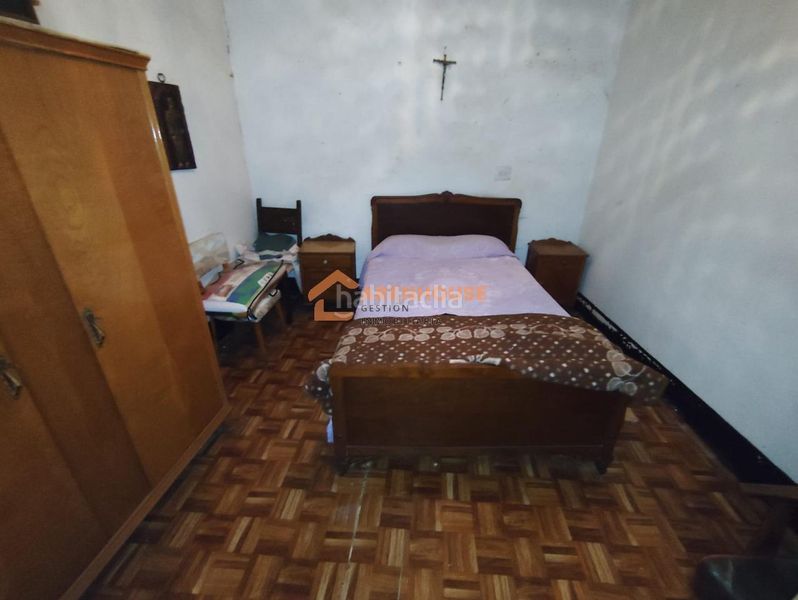 Foto a14fac2e-fe4c-4b81-ab9a-cf4590ef778a. Casa amb calefacció aparcament a Leiro