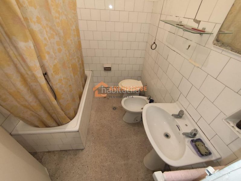 Foto cdc1d4ad-252f-4343-b478-6124117a0581. Pis a Carballiño (O)