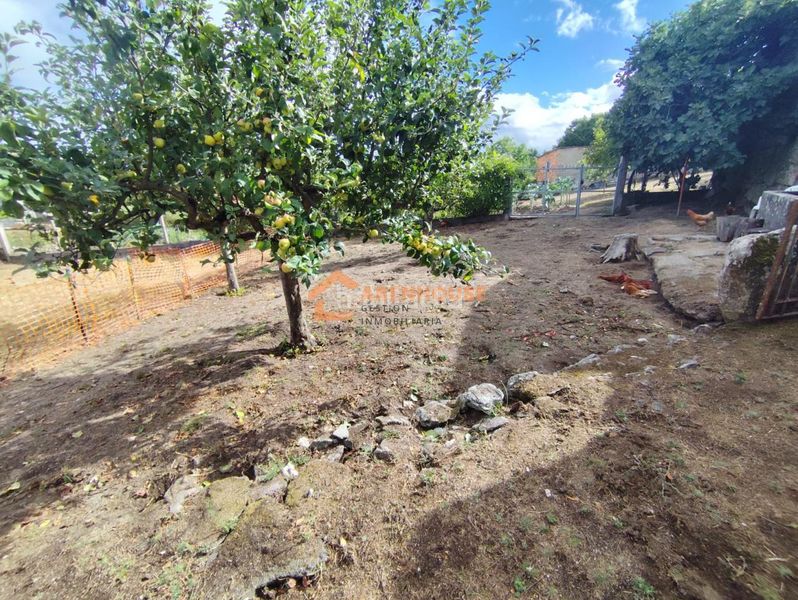 Foto 1bf1a795-77d4-4dee-98d8-3dfebe948de9. Casa amb calefacció a Baños de Molgas