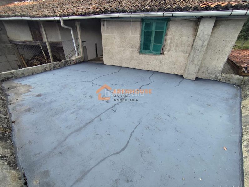 Foto 8af5355c-32ec-4763-86f9-39e3a7328652. Casa amb calefacció a Baños de Molgas