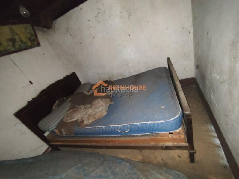 Foto be0577eb-0ff2-4691-81a8-8508418179d2. Casa amb calefacció a Baños de Molgas