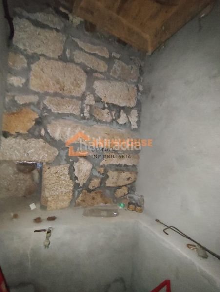 Foto 68ac03c2-0dbc-477a-bac2-d627e1f0012d. Casa a Baños de Molgas