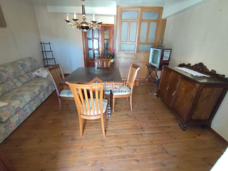 Foto be921d34-2d33-4de4-af34-49f4eb6701a8. Casa a Baños de Molgas