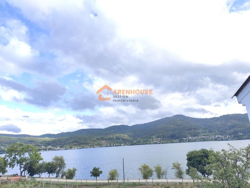 Foto f1b6202e-4da4-4a62-a3fc-4fb308b52187. Casa amb calefacció aparcament a Castrelo de Miño