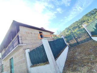 Maison à Castrelo de Miño