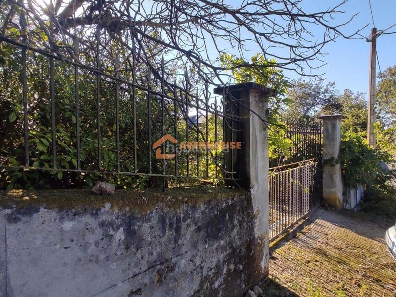 Foto dea6f199-6762-44fe-a323-79c069e206ea. Terreny residencial a Taboadela