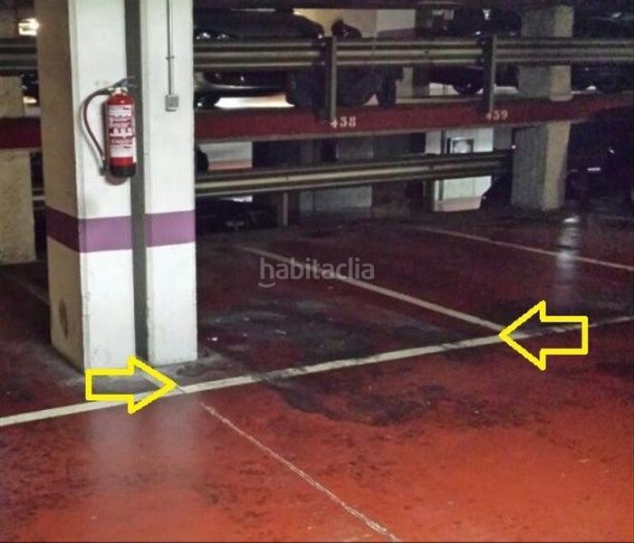 Foto f1c2ac46-4a1a-4a7e-8fe4-34fa914fc66b. Aparcament cotxe a Sants-Badal Barcelona