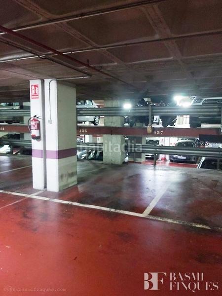 Foto c3e433c2-3287-40ae-ab25-e77307fb6b58. Posto auto in Sants-Badal Barcelona