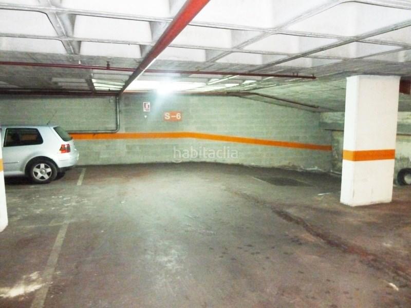 Foto 30566d42-925a-4184-92e3-4bb3fb416374. Parking coche en Sants-Badal Barcelona