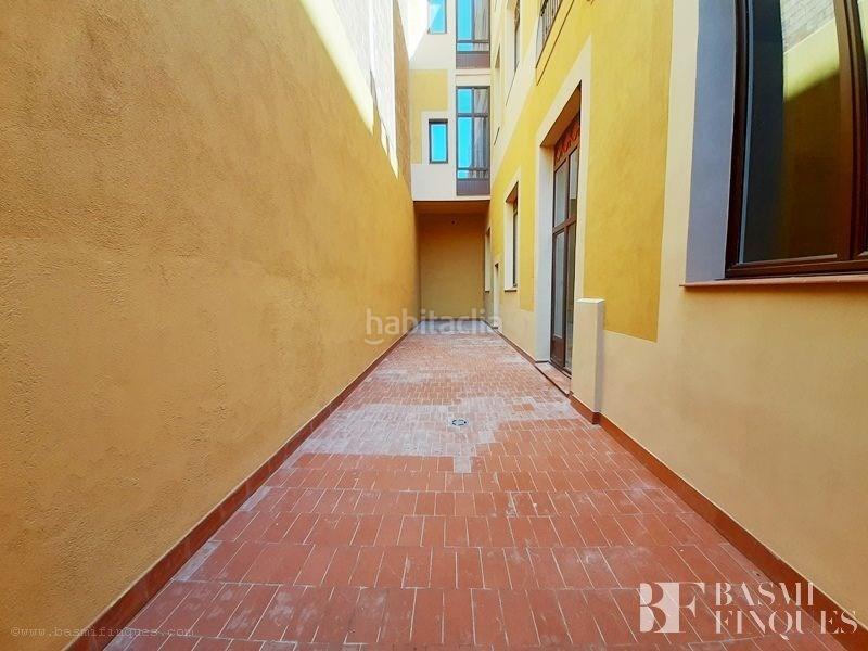 Foto 286211ba-cfb4-4418-afdd-7f369303b51a. Miete büro in Sant Antoni Barcelona