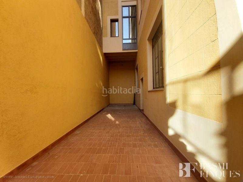 Foto a05243ce-c67c-42ab-814d-219da9435495. Miete büro in Sant Antoni Barcelona