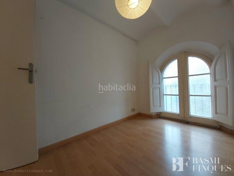 Foto 50ee3598-904c-4b19-bfd3-dc362a4e86b4. Local comercial a Vila de Gràcia Barcelona