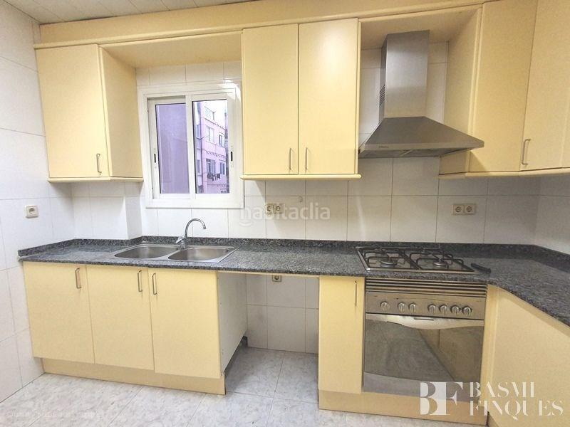 Foto 3ae5d08f-b1ca-4b63-9cee-c2b55a7ffc09. Etagenwohnung mit heizung in Fort Pienc Barcelona