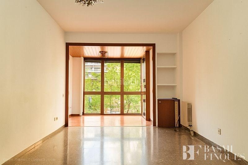 Foto c384b49b-26c3-4d90-860a-8293a9924e98. Flat with heating in Fort Pienc Barcelona