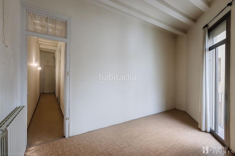 Foto e4a71786-7423-46fb-929c-2e00644b295c. Pis amb calefacció a El Poble Sec - Parc de Montjuïc Barcelona