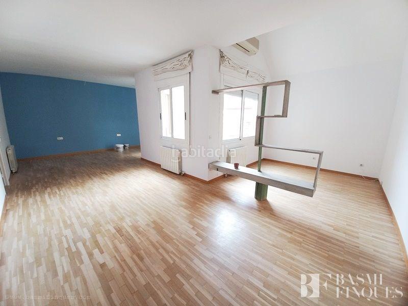 Foto 2067a328-c435-4d1b-8dc4-2d35df567329. Rent penthouse with heating in Putget - Farró Barcelona