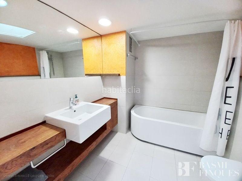 Foto b38d7337-3e02-467c-8ca9-b2e2aeee57e6. Rent penthouse with heating in Putget - Farró Barcelona