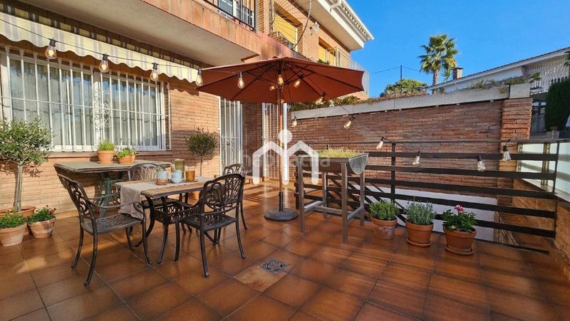 Foto bc95bfba-5787-424a-a136-4243b529327b. Casa adossada amb calefacció aparcament a Premià de Dalt