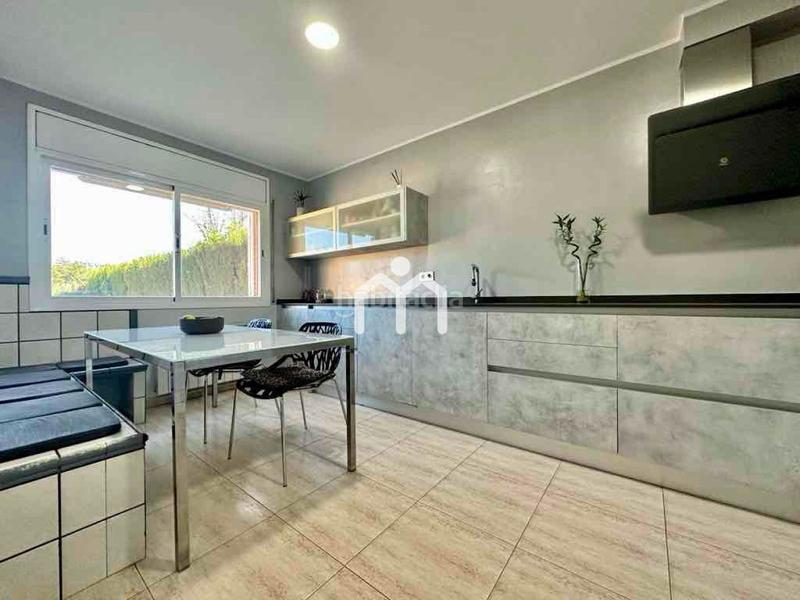 Foto c1bd6561-08a0-49d4-9af2-dc65d46e65c8. Maison avec chauffage parking piscine dans Vilanova del Vallès