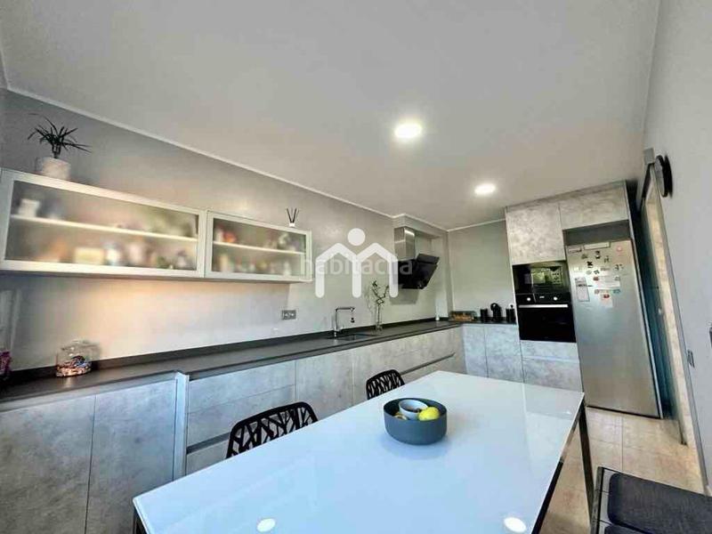 Foto cc367214-823e-4f87-97a8-95b40d3aa3d1. Maison avec chauffage parking piscine dans Vilanova del Vallès