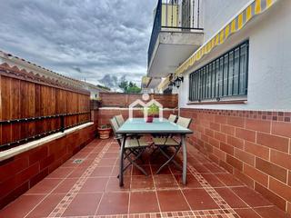 Casa adossada a Premi de Dalt. Casa en premia de dalt